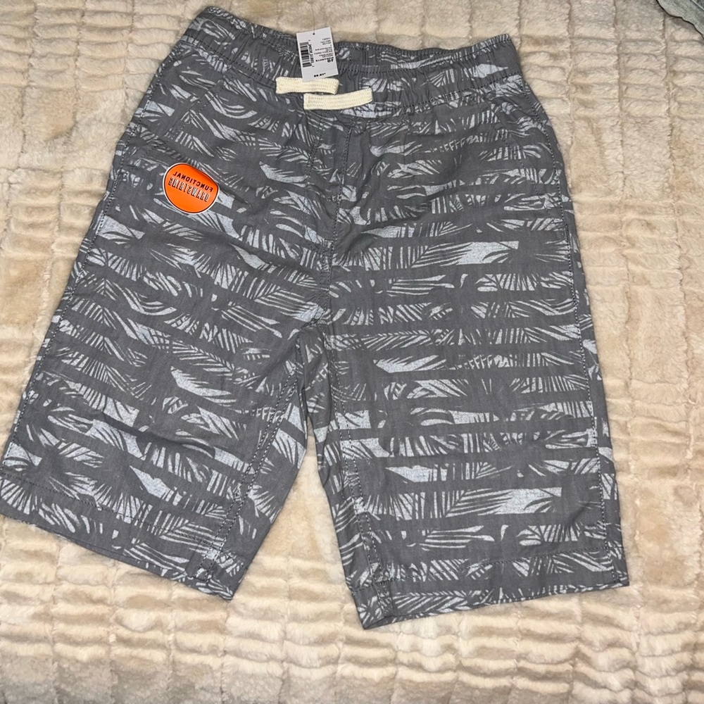 New Boy Shorts ( 3 pk )
1 - Cat & Jack
2 - The Children’s Place

Size 10